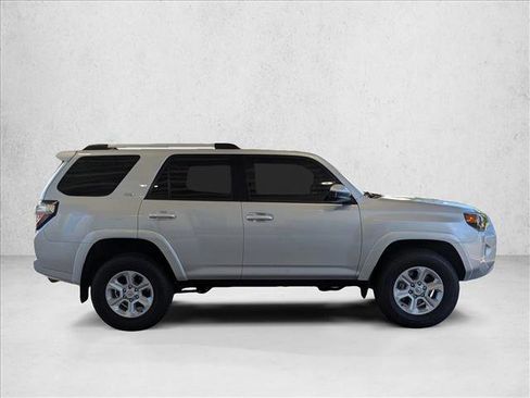 Used 2024 Toyota 4Runner SR5 AWD/4WD image 4