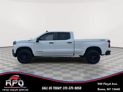 Used 2021 Chevrolet Silverado 1500 LT Trail Boss w/ Bed Protection Package AWD/4WD image 2