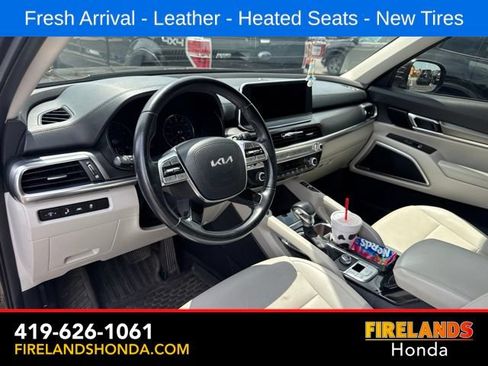 Used 2022 Kia Telluride S FWD image 18