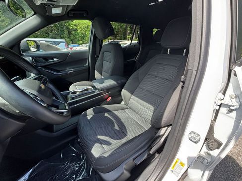 Used 2025 Chevrolet Equinox LT FWD image 37