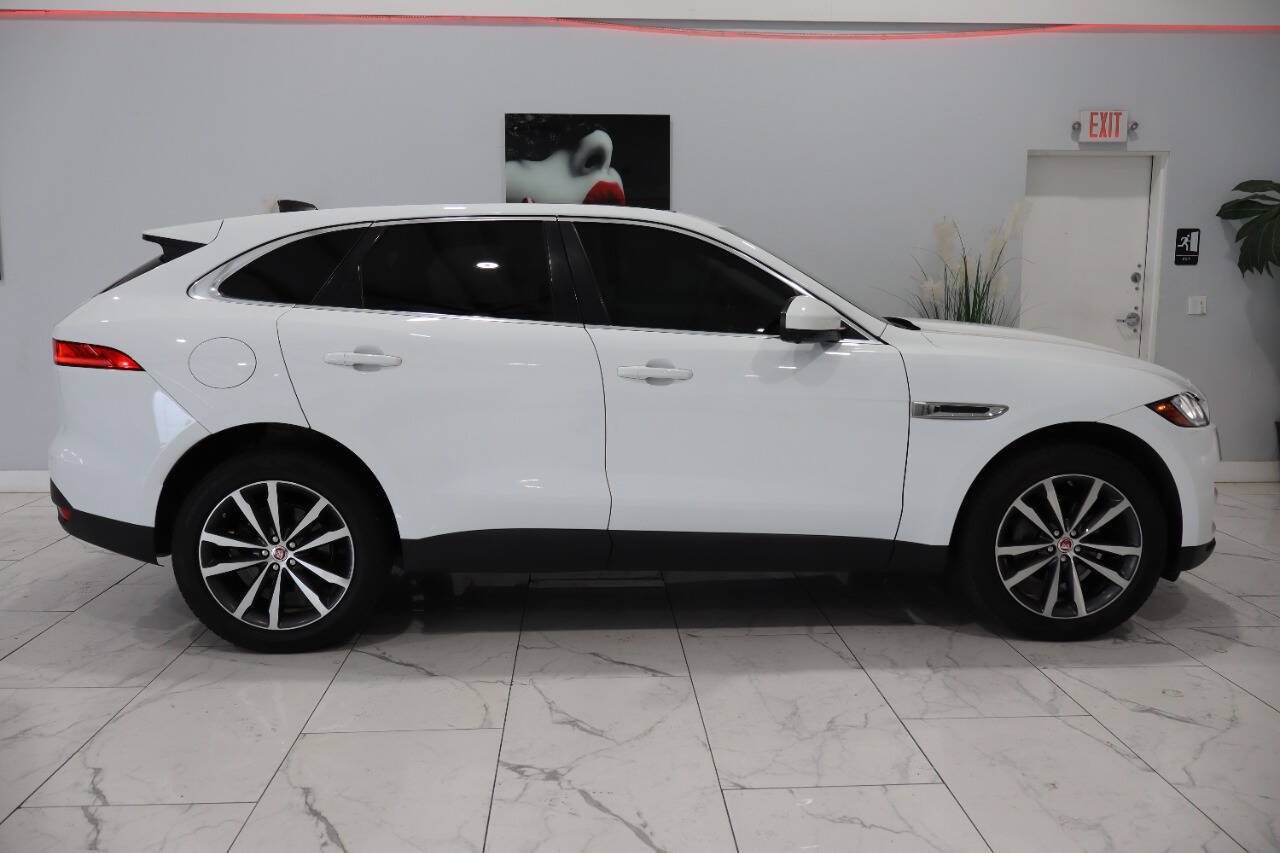 Used 2020 Jaguar F-PACE Prestige AWD/4WD image 2