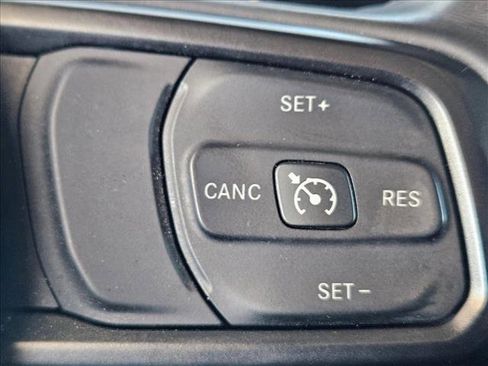 Used 2018 Jeep Wrangler Unlimited Sport S image 14