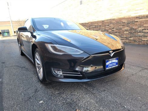 Used 2018 Tesla Model S 75D image 39