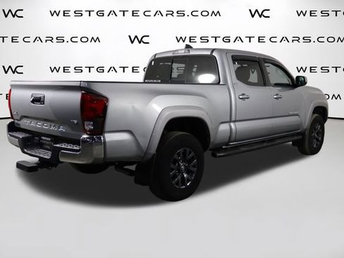 Used 2020 Toyota Tacoma SR5 AWD/4WD image 44