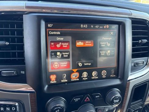 Used 2015 RAM 1500 Laramie w/ Convenience Group AWD/4WD image 12