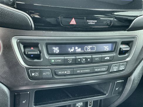 Certified 2022 Honda Pilot Special Edition image 28