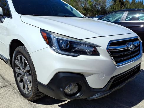 Used 2019 Subaru Outback 3.6R Touring image 7