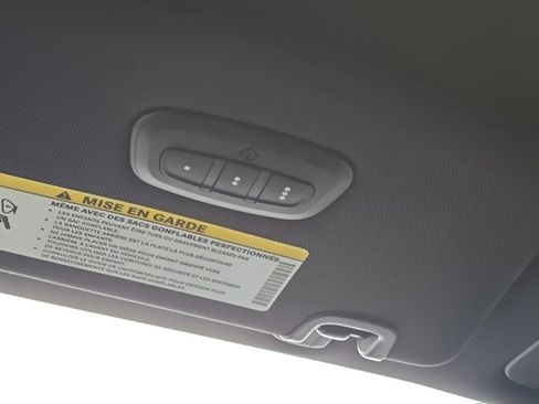 New 2026 Chrysler Pacifica Select image 31