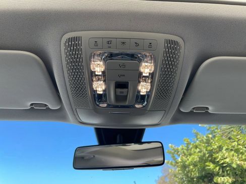 Used 2020 Mercedes-Benz GLB 250 image 20