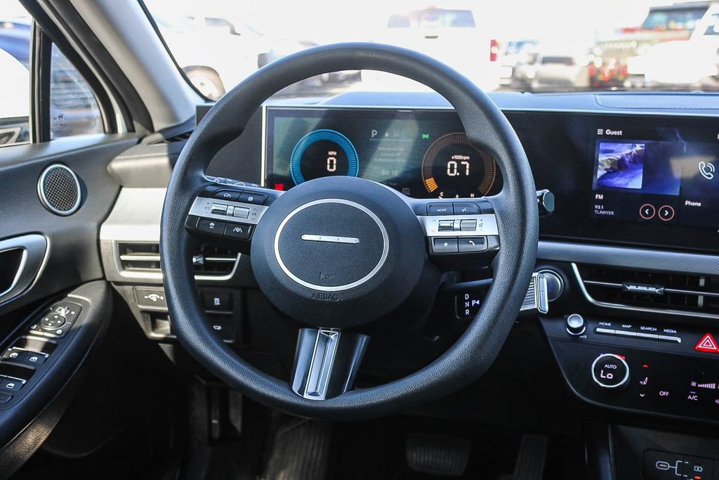 Used 2024 Hyundai Sonata SEL FWD image 16