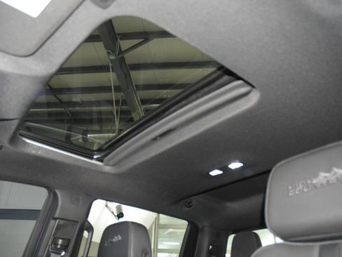 Used 2023 Chevrolet Silverado 2500 High Country w/ Safety Package II image 52