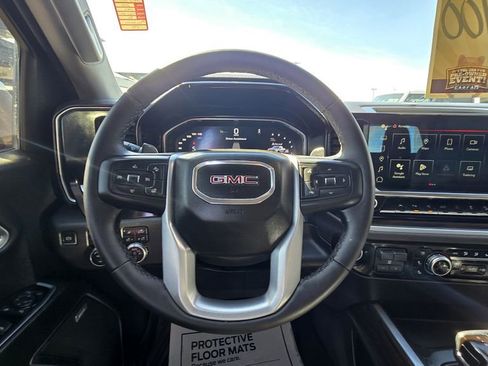 Used 2022 GMC Sierra 1500 SLT w/ SLT Premium Plus Package image 15