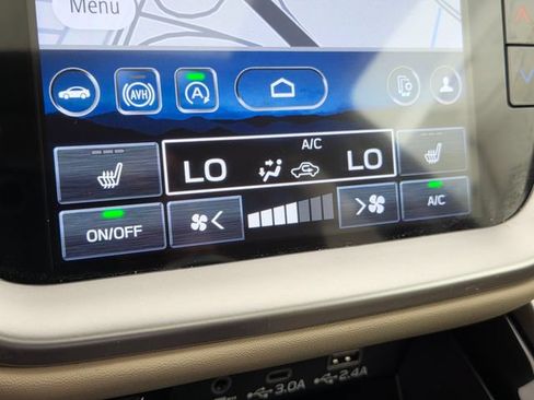 Certified 2024 Subaru Outback Limited AWD/4WD image 36
