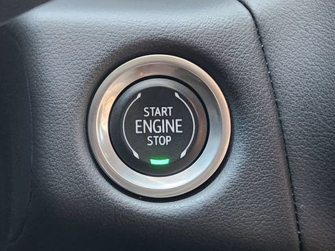 Used 2023 Chevrolet Tahoe LT RWD image 21