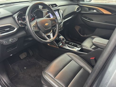 Used 2021 Chevrolet TrailBlazer ACTIV w/ Sun and Liftgate Package image 13