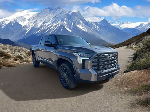 Used 2023 Toyota Tundra Platinum AWD/4WD image 7