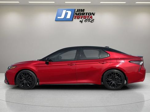 Used 2022 Toyota Camry XSE w/ Cold Weather Package FWD image 8