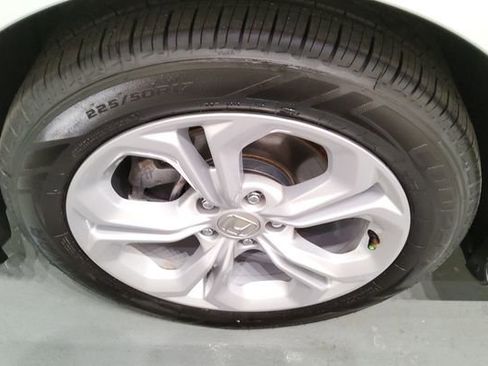 Used 2023 Honda Accord LX image 40