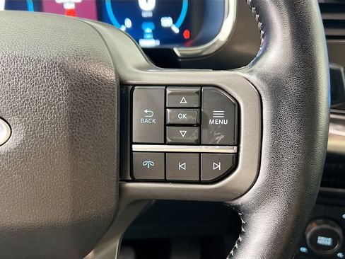 Used 2022 Ford F150 Lariat w/ Equipment Group 502A High image 19