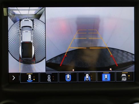 Used 2022 Chevrolet Silverado 3500 High Country w/ LPO, Hitch Package image 21