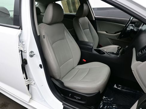 Used 2015 Kia Optima EX w/ EX Premium Package image 14