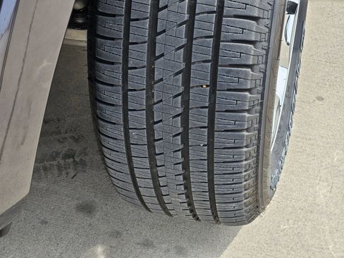 Used 2026 RAM 1500 4x4 Crew Cab image 13