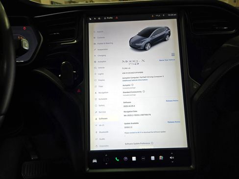 Used 2018 Tesla Model X 100D image 42