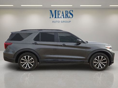 Used 2020 Ford Explorer ST w/ Premium Technology Package image 6