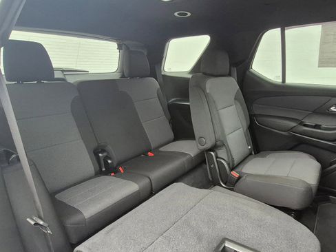 Used 2023 Chevrolet Traverse LT image 22
