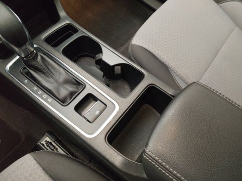 Used 2018 Ford Escape SE w/ Ford Safe & Smart Package AWD/4WD image 26