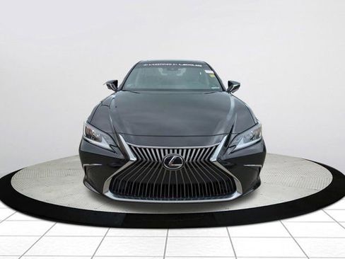Certified 2021 Lexus ES 350 w/ Accessory Package FWD image 9