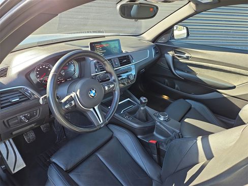 Used 2018 BMW M2 image 4