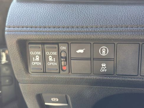 Used 2023 Honda Odyssey EX-L image 33