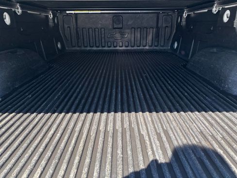 Used 2017 Chevrolet Silverado 2500 W/T w/ WT Convenience Package AWD/4WD image 23