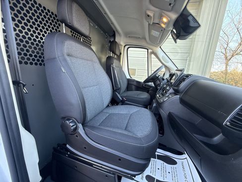 Used 2022 RAM ProMaster 2500 w/ Premium Convenience Group image 25