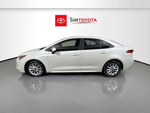 Used 2021 Toyota Corolla LE w/ LE Convenience Package FWD image 7