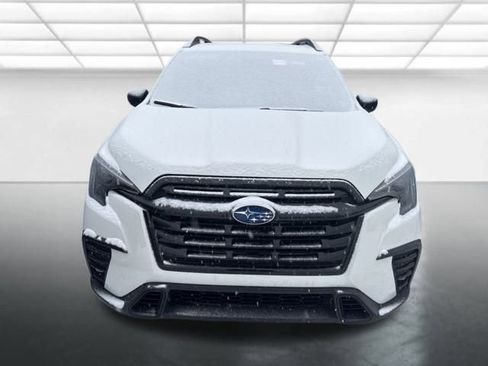 Used 2025 Subaru Ascent Onyx Edition image 6