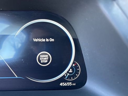 Used 2021 Hyundai Sonata Limited w/ Preferred Accessory Package image 10