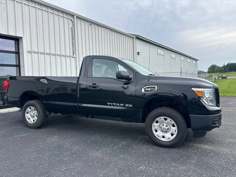 Used 2018 Nissan Titan S w/ S Utility Package AWD/4WD image 3