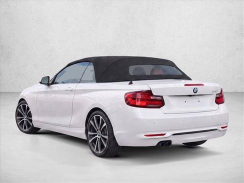 Used 2019 BMW 230i Convertible RWD image 5