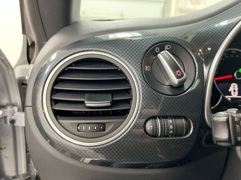 Used 2013 Volkswagen Beetle 2.0T image 16