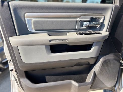 Used 2016 RAM 2500 SLT image 8