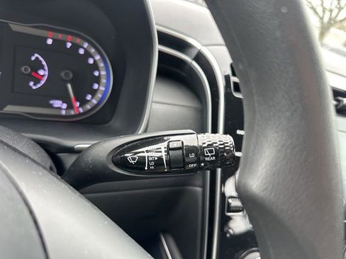 Used 2023 Hyundai Tucson SE image 15