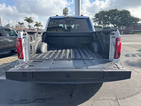 Used 2025 Ford F150 Raptor AWD/4WD image 7