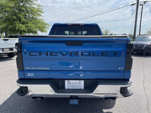 Used 2022 Chevrolet Silverado 1500 LT AWD/4WD image 4