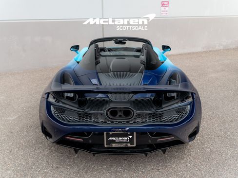Used 2025 McLaren 750S Spider RWD image 25