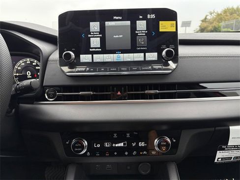 New 2025 Mitsubishi Outlander SEL image 17