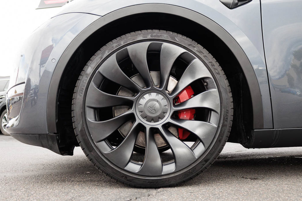 Used 2022 Tesla Model Y Performance AWD/4WD image 26