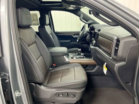 New 2026 Chevrolet Silverado 1500 High Country w/ Technology Package AWD/4WD image 23