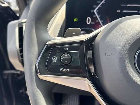 Used 2025 BMW X3 xDrive30i w/ Premium Package image 17